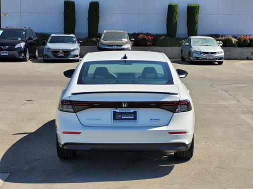 2025 Honda Accord Hybrid Base