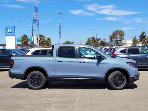 2025 Honda Ridgeline TrailSport