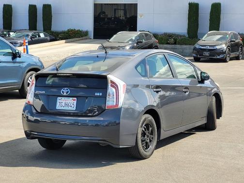 2014 Toyota Prius Two