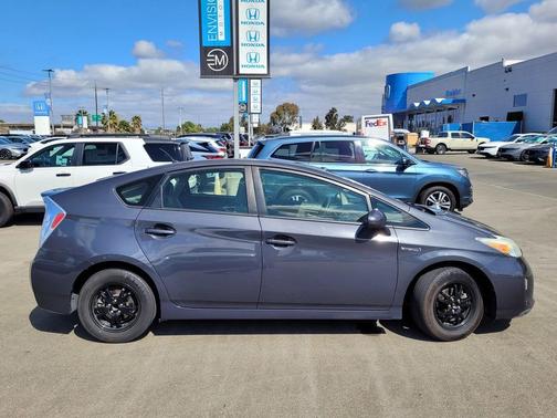 2014 Toyota Prius Two