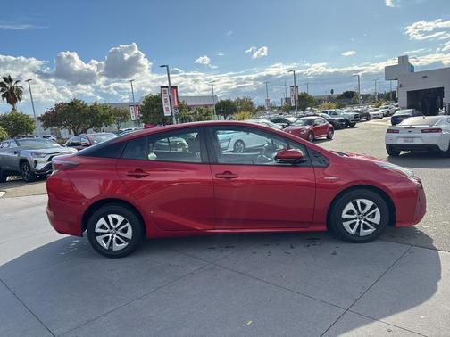 2016 Toyota Prius Four