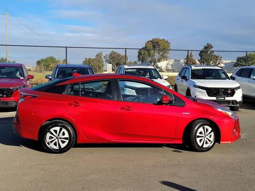 2016 Toyota Prius Four