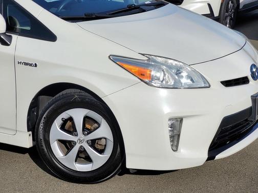 2014 Toyota Prius Two