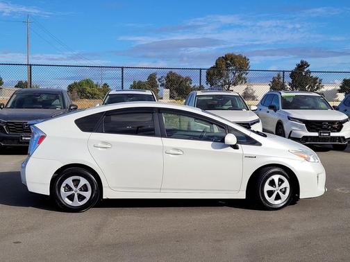 2014 Toyota Prius Two