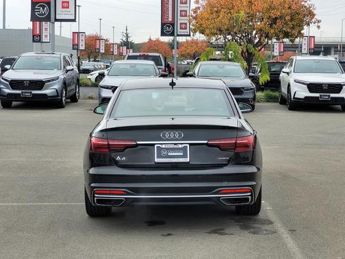 2023 Audi A4 45 S line Premium Plus