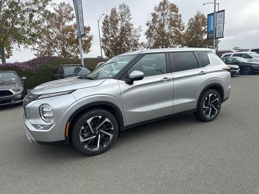 2024 Mitsubishi Outlander SE 2.5 S-AWC