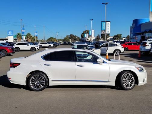 2016 Lexus LS 460 L