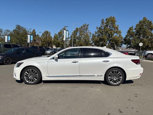 2016 Lexus LS 460 L