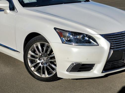 2016 Lexus LS 460 L