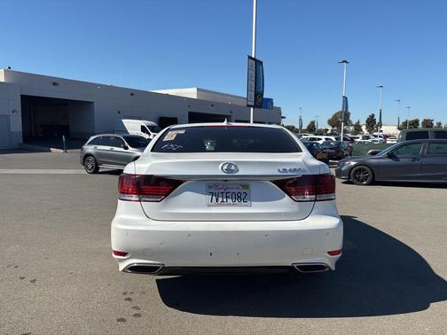 2016 Lexus LS 460 L