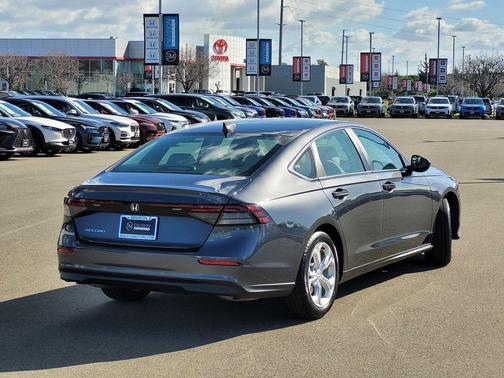 2025 Honda Accord LX 1.5T