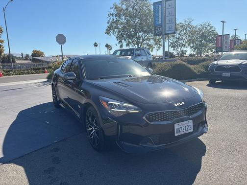 2022 Kia Stinger GT-Line