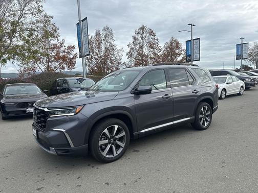 2025 Honda Pilot Elite
