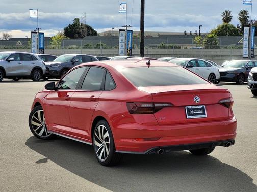 2019 Volkswagen Jetta GLI 2.0T S
