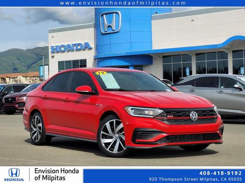2019 Volkswagen Jetta GLI 2.0T S