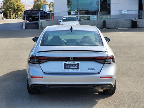 2025 Honda Accord Hybrid Base