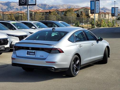 2025 Honda Accord Hybrid Base