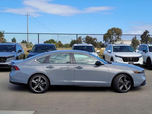 2025 Honda Accord Hybrid Base