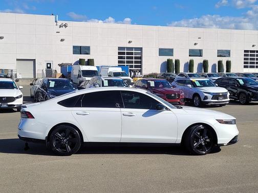 2024 Honda Accord Hybrid Sport-L