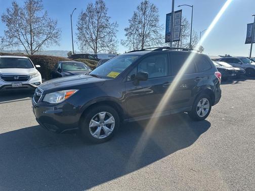2015 Subaru Forester 2.5i