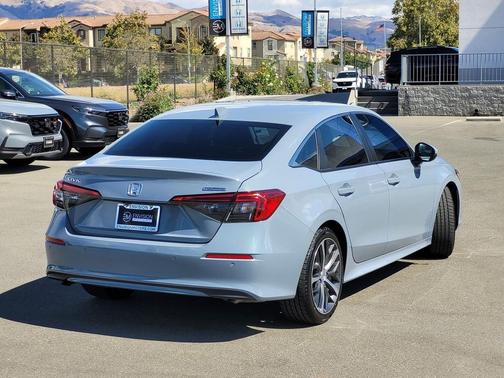 2022 Honda Civic Touring