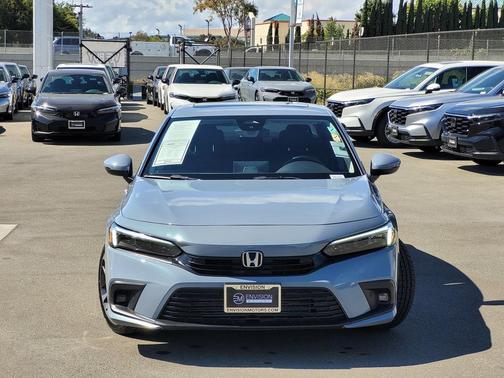 2022 Honda Civic Touring