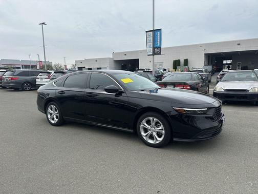 Still Night Pearl 2024 Honda Accord LX 1.5T