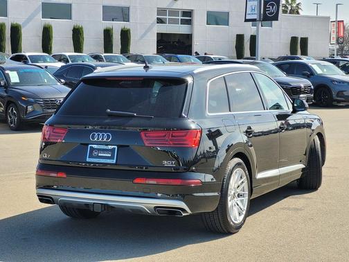 2017 Audi Q7 3.0T Premium