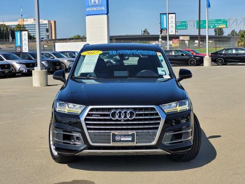 2017 Audi Q7 3.0T Premium