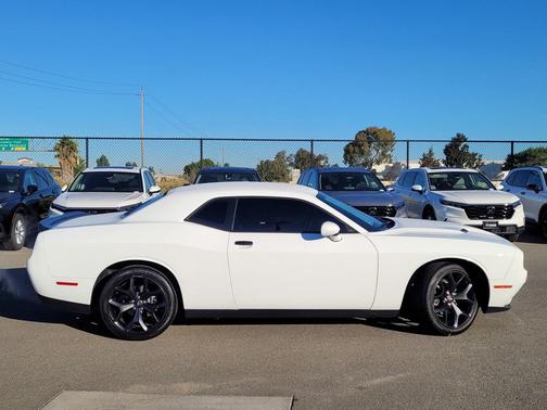 2020 Dodge Challenger SXT