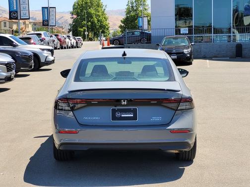 2025 Honda Accord Hybrid Base