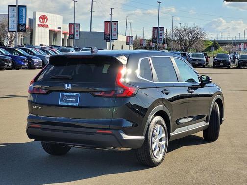 2026 Honda CR-V LX 2WD