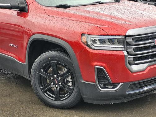 2023 GMC Acadia AWD AT4