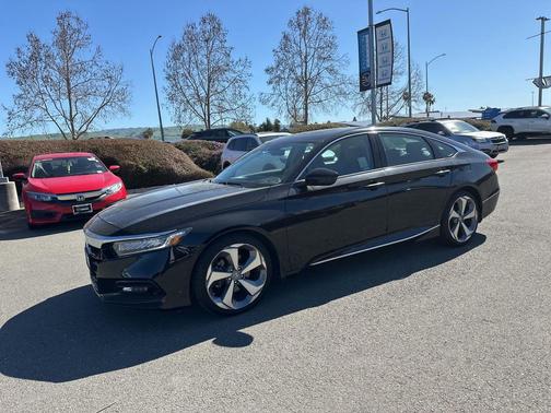 2018 Honda Accord Touring