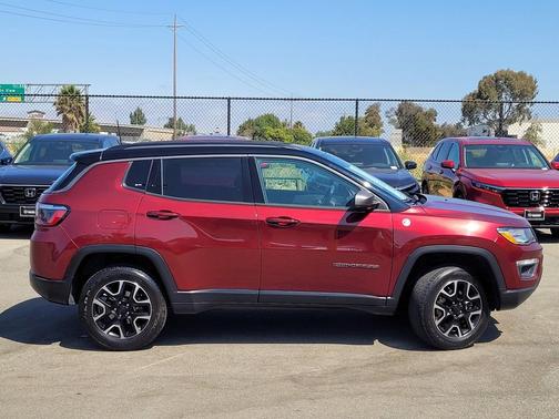 2021 Jeep Compass Trailhawk