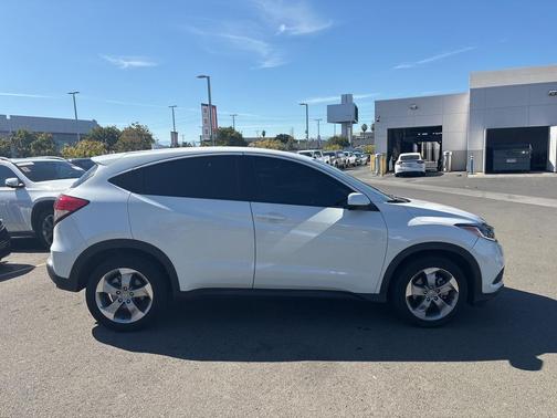 2022 Honda HR-V LX