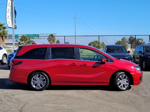 2025 Honda Odyssey Touring
