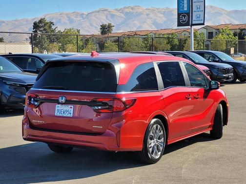 2025 Honda Odyssey Touring