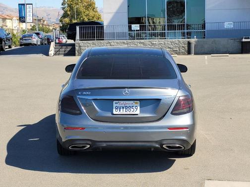 2018 Mercedes-Benz E-Class E 300