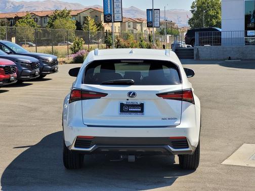2018 Lexus NX 300h Base