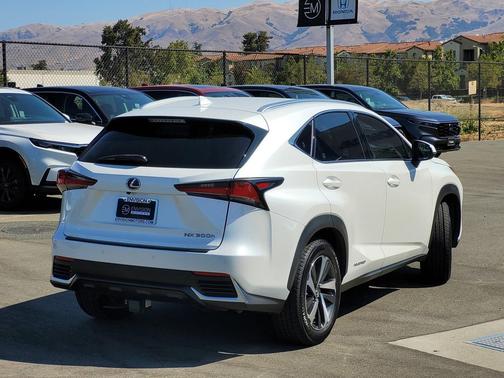 2018 Lexus NX 300h Base