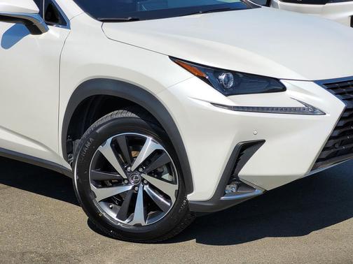 2018 Lexus NX 300h Base