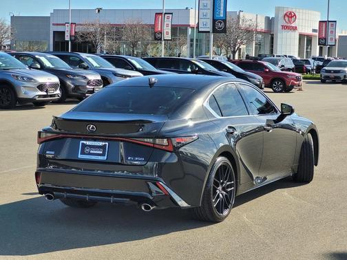 2021 Lexus IS 350 Base