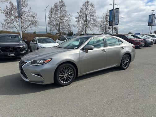 2018 Lexus ES 350 Base