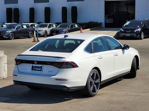 2025 Honda Accord Hybrid Base