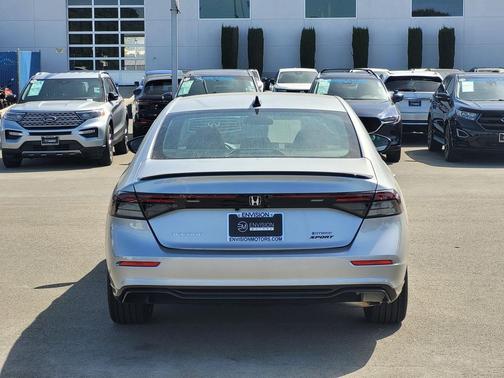 2025 Honda Accord Hybrid Base