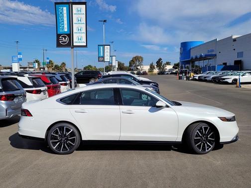 2025 Honda Accord Hybrid Touring