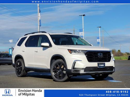 2025 Honda Pilot Touring 8-Passenger