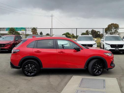 2024 Honda HR-V 2WD Sport w/o BSI