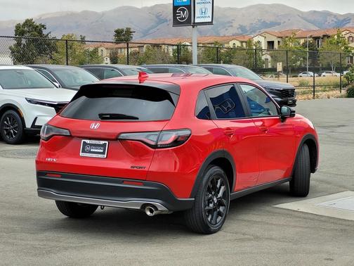 2024 Honda HR-V 2WD Sport w/o BSI